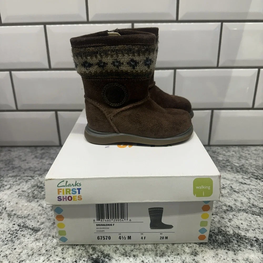 Clarks Snugglehug Girls Toddler Mushroom‎ Brown Boots 4.5 Winter Walking Infant
